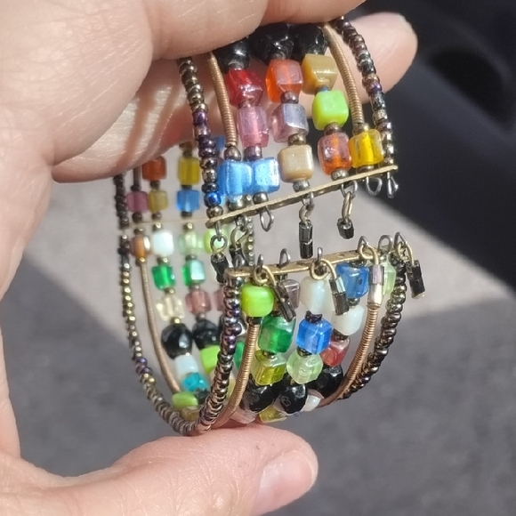 Multicolor Beaded Bracelet - Picture 3 of 3